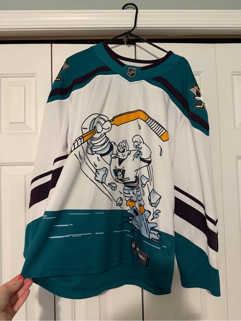 Anaheim ducks jersey